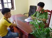 Cảnh sát giải cứu 12 thiếu nữ bị giam lỏng phục vụ quán hát ảnh 4 Quản lý quán karaoke đánh tài xế, 'cướp' tiếp viên