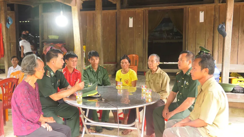Cao Minh Lệ là người Rục đầu tiên trúng tuyển Trường Trung cấp 24 Biên phòng. Ảnh: B.T ảnh 3 nguoi-ruc-dau-tien-trung-tuyen-truong-trung-cap-24-bien-phong-1.jpg