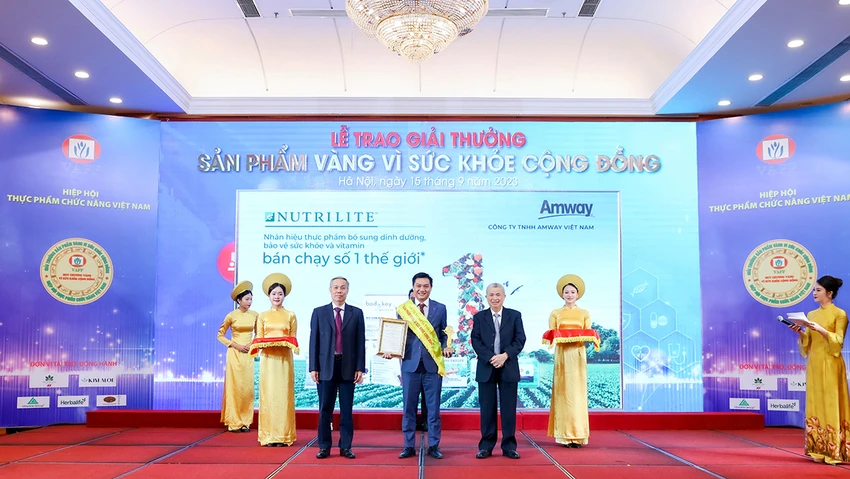 Amway Việt Nam nhận giải thưởng sản phẩm vàng vì sức khỏe cộng đồng - Ảnh 1