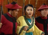 Bà Mót hóa điên vì không trả được thù, bị Nguyễn thượng thư giam lỏng trong nhà ảnh 4 Tô Hoàng đẩy Minh Lan vào chốn lao tù vì dám cùng bà Nguyễn hãm hại mình