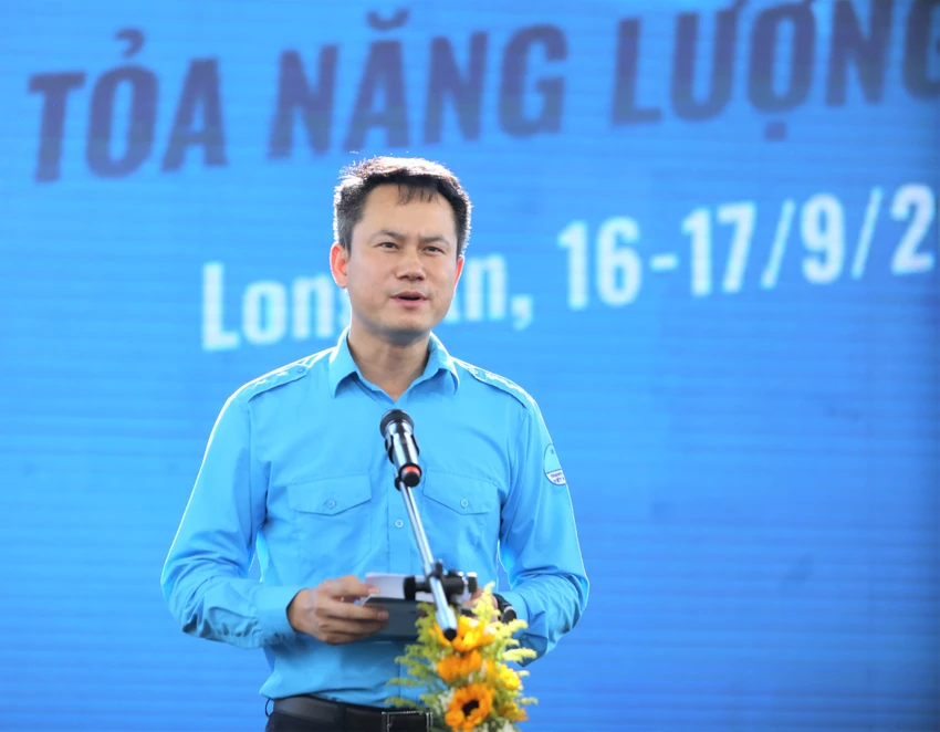 Anh Nguyễn Kim Quy - Ủy viên Ban Thường vụ Trung ương Đoàn, Phó Chủ tịch thường trực Trung ương Hội LHTN Việt Nam phát biểu tại ngày hội. Ảnh:HD ảnh 5 IMG_2522.jpg