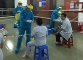 Đưa người thân của bệnh nhân nghi nhiễm COVID-19 đi cách ly ảnh 1 Đà Nẵng phát hiện một ca nghi nhiễm COVID-19