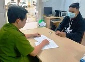 Nữ cửa hàng trưởng tham ô tài sản bị khởi tố ảnh 1 Bán iPhone trả nợ, sợ mẹ la nên đến công an báo bị cướp