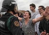Tây Ban Nha: Người ủng hộ Catalan độc lập lại xuống đường ảnh 2 Tây Ban Nha đối diện nguy cơ tan rã