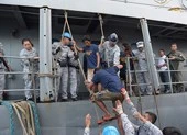 Tàu cá bị tàu TQ đâm chìm: Ông Duterte 'nói giảm nói tránh'? ảnh 4 Bác lời TQ, Philippines nói 'Tàu VN cứu ngư dân chúng tôi'