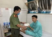 Bắt kẻ dùng dao đâm 2 công an bị thương ảnh 2 Thiếu úy công an bị thương khi truy bắt nghi phạm ma túy