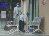Giải phóng 'mai rùa' hơn 5 kg trên lưng người phụ nữ 53 tuổi ảnh 2 1 ca COVID-19 trở nặng, chuyên gia đầu ngành phải hội chẩn