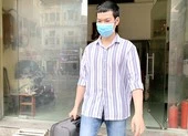 Nuốt viên sỏi hồ cá, bé trai 3 tuổi tắc thực quản ảnh 2 Chuyện về chàng trai 8 năm đi lấy giác mạc