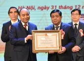 'Thủ tướng đã truyền cảm hứng về Chính phủ kiến tạo' ảnh 3 Bộ trưởng Nguyễn Chí Dũng được tặng Huân chương lao động