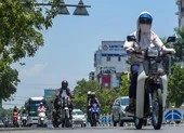 Miền Trung: Hàng ngàn trẻ em nhập viện mỗi ngày vì nắng nóng ảnh 3 Miền Trung như chảo lửa, Huế nhiệt độ cao nhất cùng kỳ