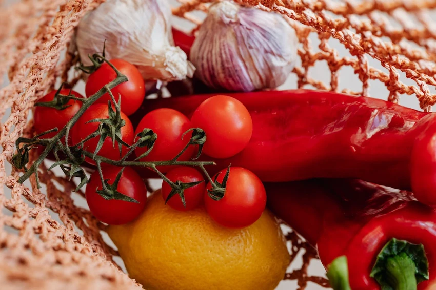 Một chế ăn uống cân bằng có thể giúp tăng cường sức khỏe tổng thể và giảm nguy cơ mắc các bệnh mãn tính, bao gồm một số loại ung thư. Ảnh: Pexels 9 thực phẩm có thể làm giảm nguy cơ ung thư và tăng cường sức khỏe tổng thể