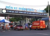 Tối 26 Tết, người dân ùn ùn đổ ra bến xe, sân bay để về quê ảnh 15 Video: Bến xe miền Đông nhộn nhịp người về quê những ngày cận Tết