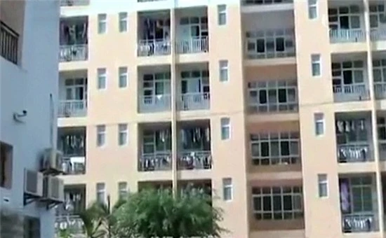 Vượt rào ký túc xá gặp bạn trai, nữ sinh bị điện giật chết ảnh 2 Mô tả ảnh.