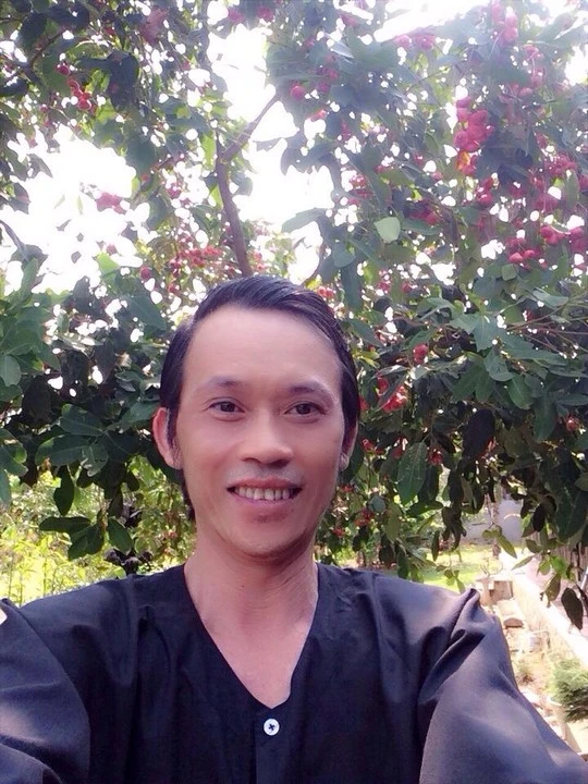 Những bức ảnh Những bức ảnh tự sướng đủ kiểu của Hoài Linh