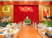 Nhóm thanh thiếu niên đốt pháo trên đường phố ảnh 2 Đốt pháo hoa nơi công cộng, coi chừng bị xử lý hình sự
