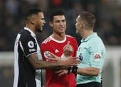 Hay nhất thế giới... dở nhất thế giới ảnh 2 Cựu hậu vệ MU chê bai Ronaldo và Fernandes