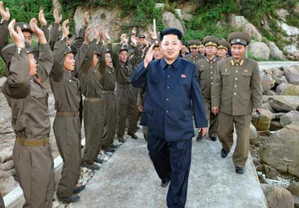 Hàng xa xỉ nhập vào Triều Tiên tăng gấp đôi dưới thời ông Kim Jong-un ảnh 1 Hàng xa xỉ nhập vào Triều Tiên tăng gấp đôi dưới thời ông Kim Jong-un ảnh 1