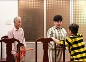 Đàm Vĩnh Hưng gửi quà cho các y bác sĩ chống dịch COVID-19 ảnh 7 Đàm Vĩnh Hưng giúp cha và con gặp nữ phạm nhân ngày tết