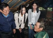 Hoàng Nhật Nam, Tiểu Vy làm giám khảo Hoa khôi Du lịch 2021 ảnh 7 Tốp 3 Hoa hậu Việt Nam 2020 đến Nam Trà My hỗ trợ 1 tỉ đồng