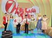 Tiến Luật dùng tiểu xảo đẩy ngã Ưng Hoàng Phúc? ảnh 6 Minh Hằng lấn át Lan Ngọc và Thúy Ngân tại 7 Nụ cười xuân