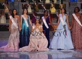 Nguyễn Thúc Thùy Tiên đại diện Việt Nam dự thi Miss Grand International 2021 ảnh 5 Hoa hậu Nhân ái Thùy Tiên làm giám khảo cuộc thi thời trang