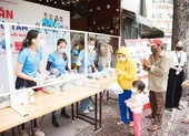 Đỗ Mỹ Linh, Lương Thùy Linh, Đỗ Hà, Tiểu Vy hướng về tâm dịch TP.HCM ảnh 7 CLB 'Suối mát từ tâm' hơn 15.000 suất cơm tặng bà con nghèo