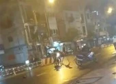 Giang hồ nổ súng, hỗn chiến dữ dội, 2 người dân trúng đạn ảnh 1 Lý do vụ hỗn chiến như phim ở đường Hoàng Diệu, quận 4