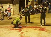 Trêu ghẹo phụ nữ, 2 thanh niên bị đâm thương vong ảnh 2 Hỗn chiến ở Bình Tân, 1 người chết, 1 người bị thương