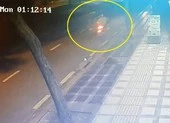 Mua trái cây cao cấp, rồi dàn cảnh để chôm điện thoại ảnh 4 Thua cá độ, rạng sáng cầm dao đi cướp, bị hình sự bắt sau 48 giờ