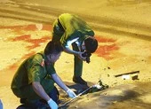 Công an mời nhóm cầm mã tấu chém nhau trên quốc lộ 22 lên làm việc ảnh 3 2 người bị truy sát tại vựa tôm ở huyện Bình Chánh