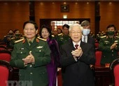 Tiếp thu ý kiến, hoàn thiện dự thảo các văn kiện Đại hội XIII ảnh 3 Tổng Bí thư, Chủ tịch nước chủ trì Hội nghị Quân chính 2020
