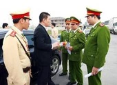 Từ ngày mai, ô tô từ 4 đến 9 chỗ không buộc lắp bình chữa cháy ảnh 1 Chính thức: Ô tô dưới 9 chỗ không còn phải lắp bình cứu hỏa
