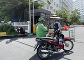 Đi khám, chữa bệnh có phải trả phí xét nghiệm COVID-19? ảnh 2 TP.HCM miễn phí xét nghiệm COVID-19 cho shipper