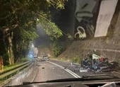 VIDEO: Tài xế xe tải say xỉn tông hơn 30 xe gây cháy lớn ở Đức ảnh 4 Hong Kong: 1 chiếc Lamborghini và 2 xe khác tông kinh hoàng, 6 người thương vong