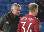 Solskjaer bị chỉ trích vì quyết định ‘đáng xấu hổ’ ảnh 5 Solskjaer lên tiếng về ‘sai lầm’ của De Beek ở MU