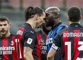 Pogba bất ngờ lên tiếng bảo vệ Ibrahimovic ảnh 5 Derby thành Milan kịch tính với màn ẩu đả của hai cựu sao MU