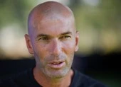 Trọng tài nổi tiếng khiếp sợ Sir Alex, muốn giải nghệ vì Mourinho ảnh 7 Zidane nói về việc trở thành HLV trưởng MU
