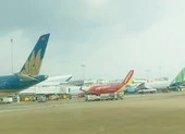 Nhiều chuyến bay đến Hà Nội phải hạ cánh ở Hải Phòng, Đà Nẵng ảnh 2 Nhiều chuyến bay đến/đi Vinh bị hủy do thời tiết xấu
