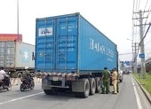 Xe container đi trong làn xe máy gây tai nạn, 1 người tử vong ảnh 2 Container đi đường cấm, cán chết người vừa cưới vợ ít hôm