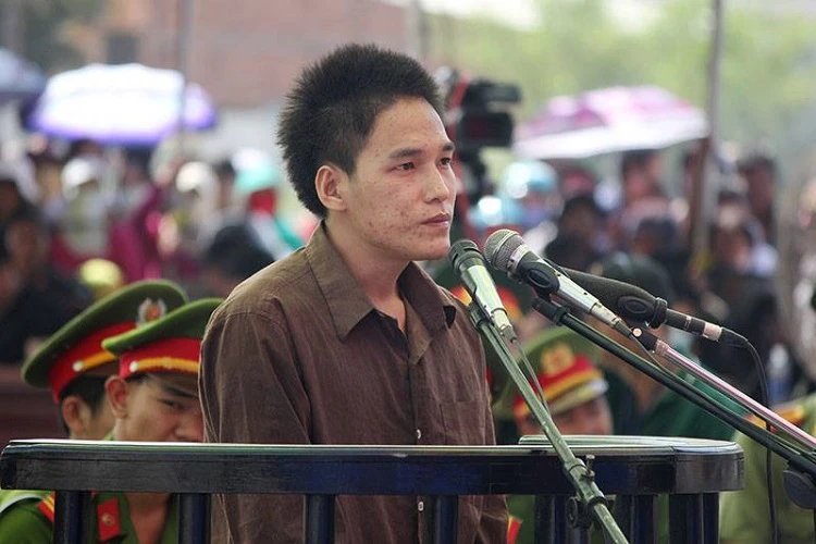 Xử vụ thảm sát Bình Phước: Dương, Tiến lãnh án tử, Thoại 16 năm tù ảnh 18 Xử vụ thảm sát Bình Phước: Dương, Tiến lãnh án tử, Thoại 16 năm tù ảnh 18