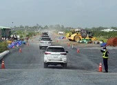 Đảm bảo giao thông khi thông xe tạm tuyến Trung Lương-Mỹ Thuận ảnh 4 Chạy thực nghiệm thông tuyến cao tốc Trung Lương - Mỹ Thuận