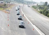 Cao tốc Trung Lương - Mỹ Thuận cấm phương tiện đi vào ban đêm ảnh 3 Cao tốc Trung Lương - Mỹ Thuận chỉ lưu thông 1 chiều dịp tết