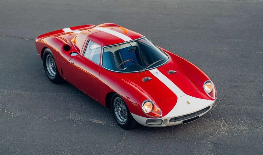 Ferrari 250 LM 1964 được đấu giá 17.520.065 USD. Ảnh: Carbuzz.