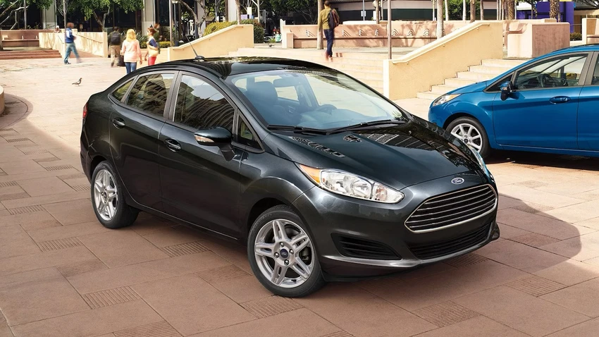 Tiết kiệm tiền với xe Ford đã qua sử dụng có giá dưới 220 triệu đồng.jpg