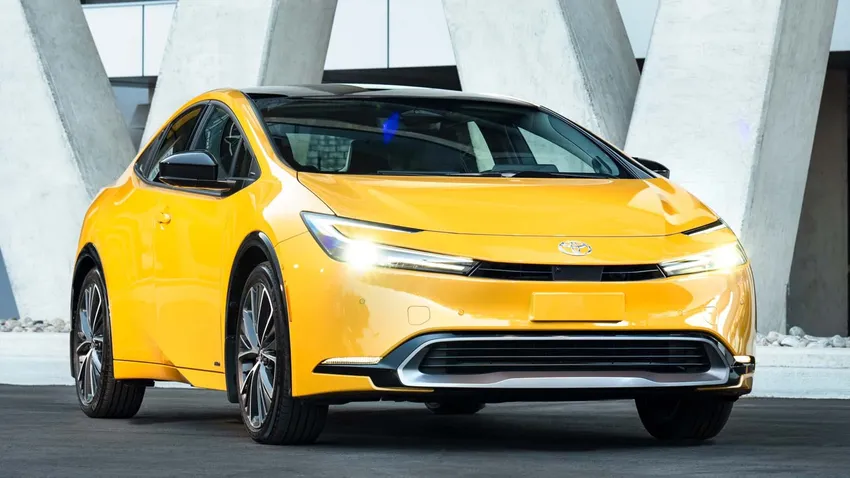 Những mẫu xe hybrid giá dưới 750 triệu đồng cho năm 2024 Những mẫu xe hybrid giá dưới 750 triệu đồng cho năm 2024