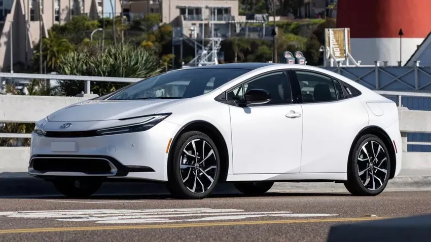 Toyota đã phát triển một động cơ đốt mới có thể phát triển cùng xe điện.jpg