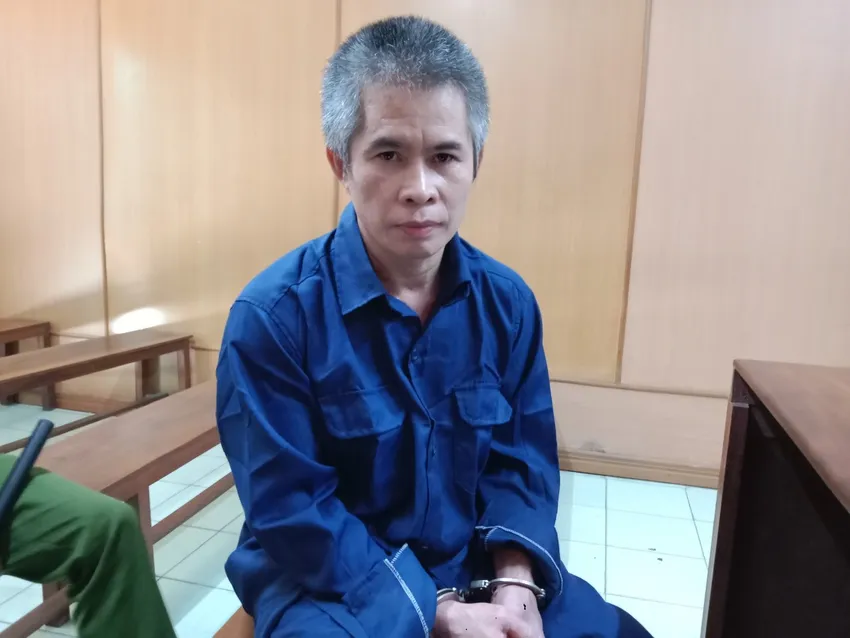 Bị cáo Lương Thanh Hoàng tại tòa. Ảnh: TP cãi nhau với vợ