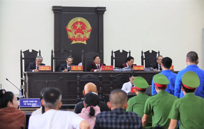 vụ án dùng súng bắn người tại tiệc sinh nhật 3.jpg