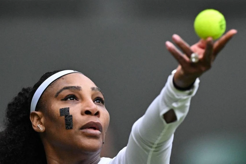 Two patches on her face help Serena breathe easier due to pulmonary congestion. Photo: GETTY
