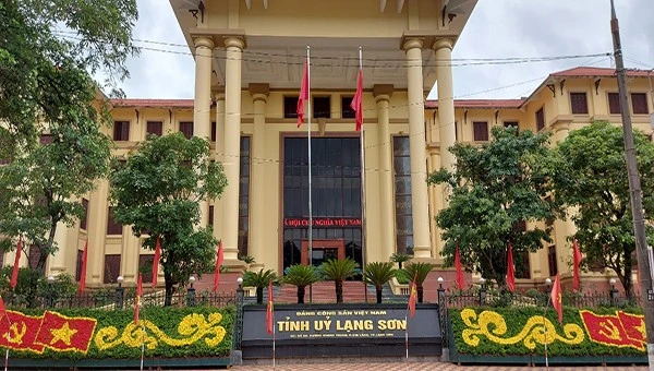 tinh gọn bộ máy